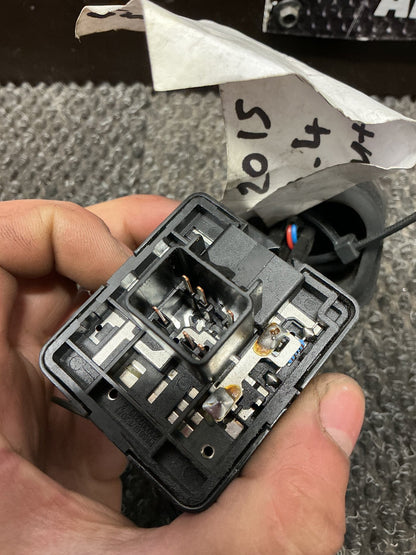 2015 Holden Captiva 5 9W108- Wiper Switch- (TAG10943)
