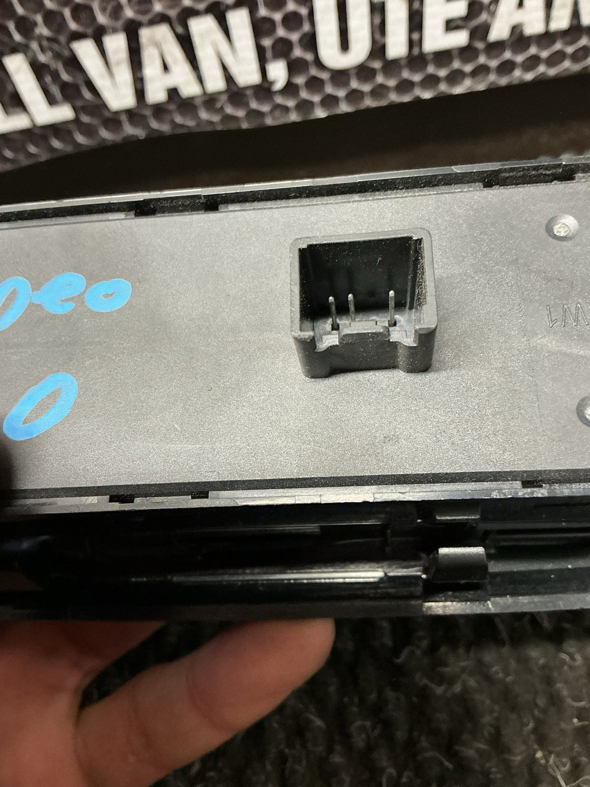 2013 Ford Mondeo 1W110- Master Power Window Switch- (TAG9930)