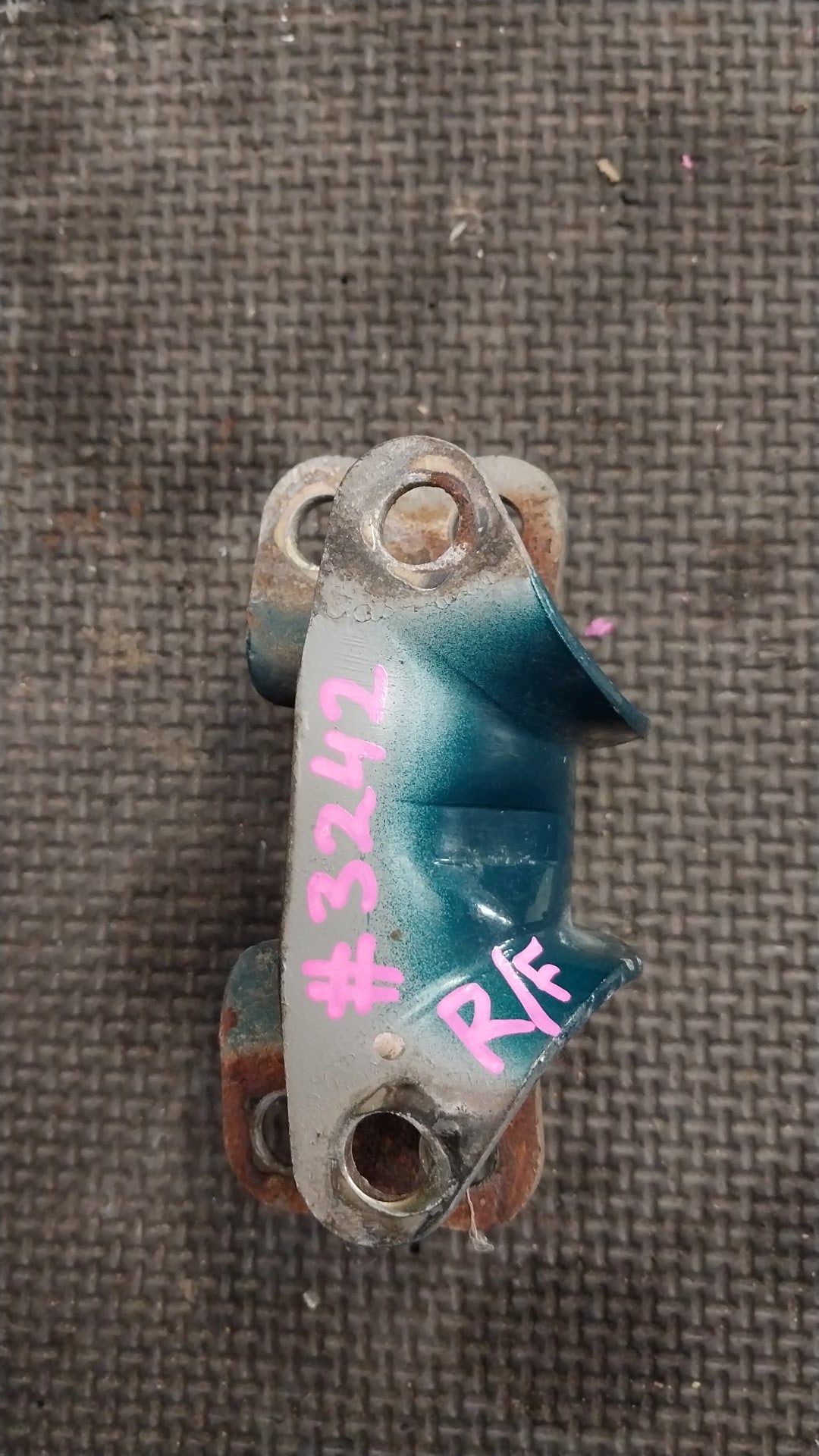 1986-2004- Right Front Door Top Hinge- (TAG3242)