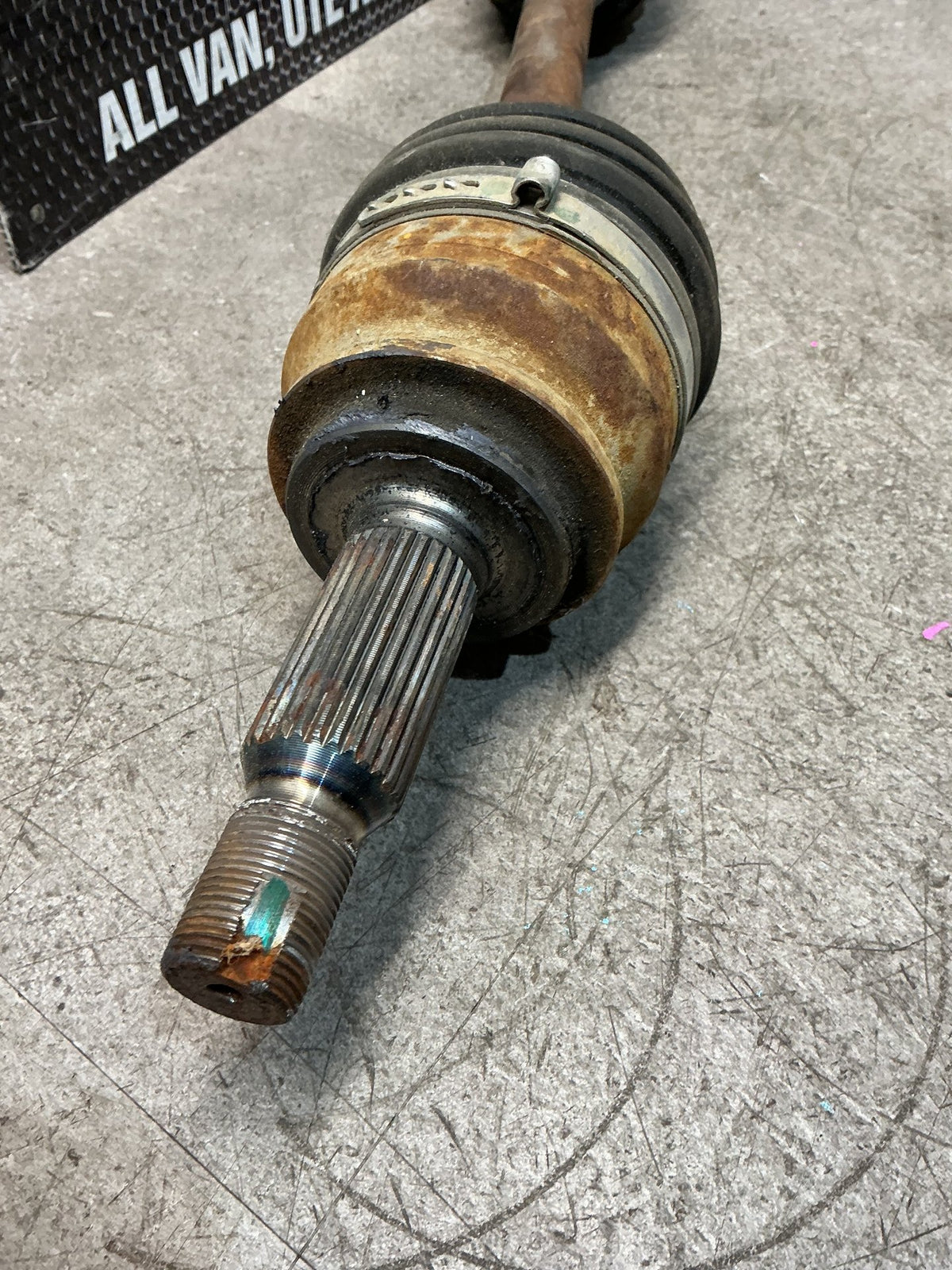 2021 Mitsubishi Outlander GF8- Left Front ABS Axle- (TAG17233)