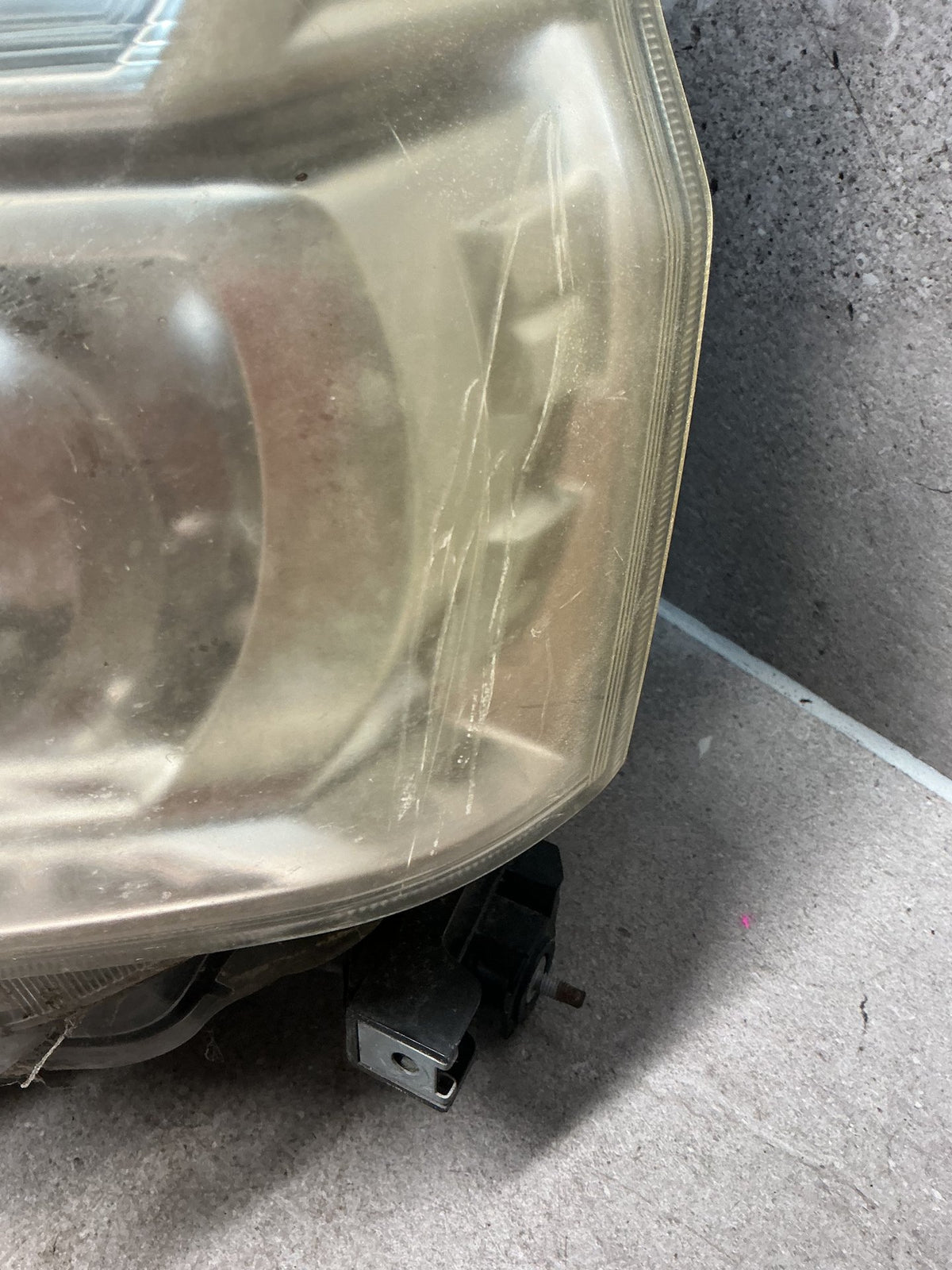 2011 Nissan X-Trail T31 NT31- Left Headlight- (TAG14281)