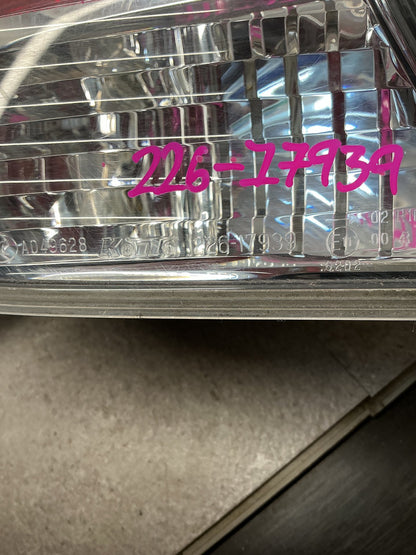 2016 Nissan X-Trail T32- Right Tailgate Light- (TAG12769)