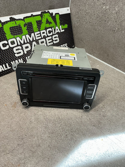 2014 Volkswagen Amarok- Stereo Head Unit- (TAG12642)