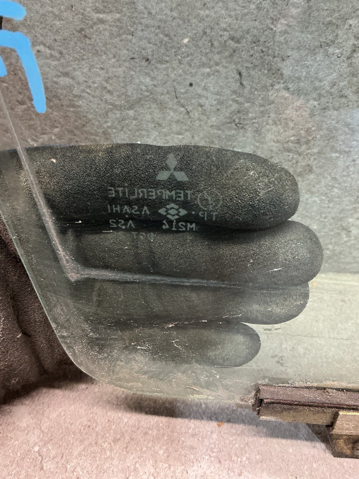 1996 Mitsubishi Challenger K97 - Right Front Door Glass - (TAG18986)