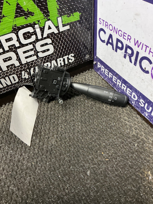 2015 Suzuki SX4 5W074- Indicator Stalk- (TAG10934) PN: 17B943