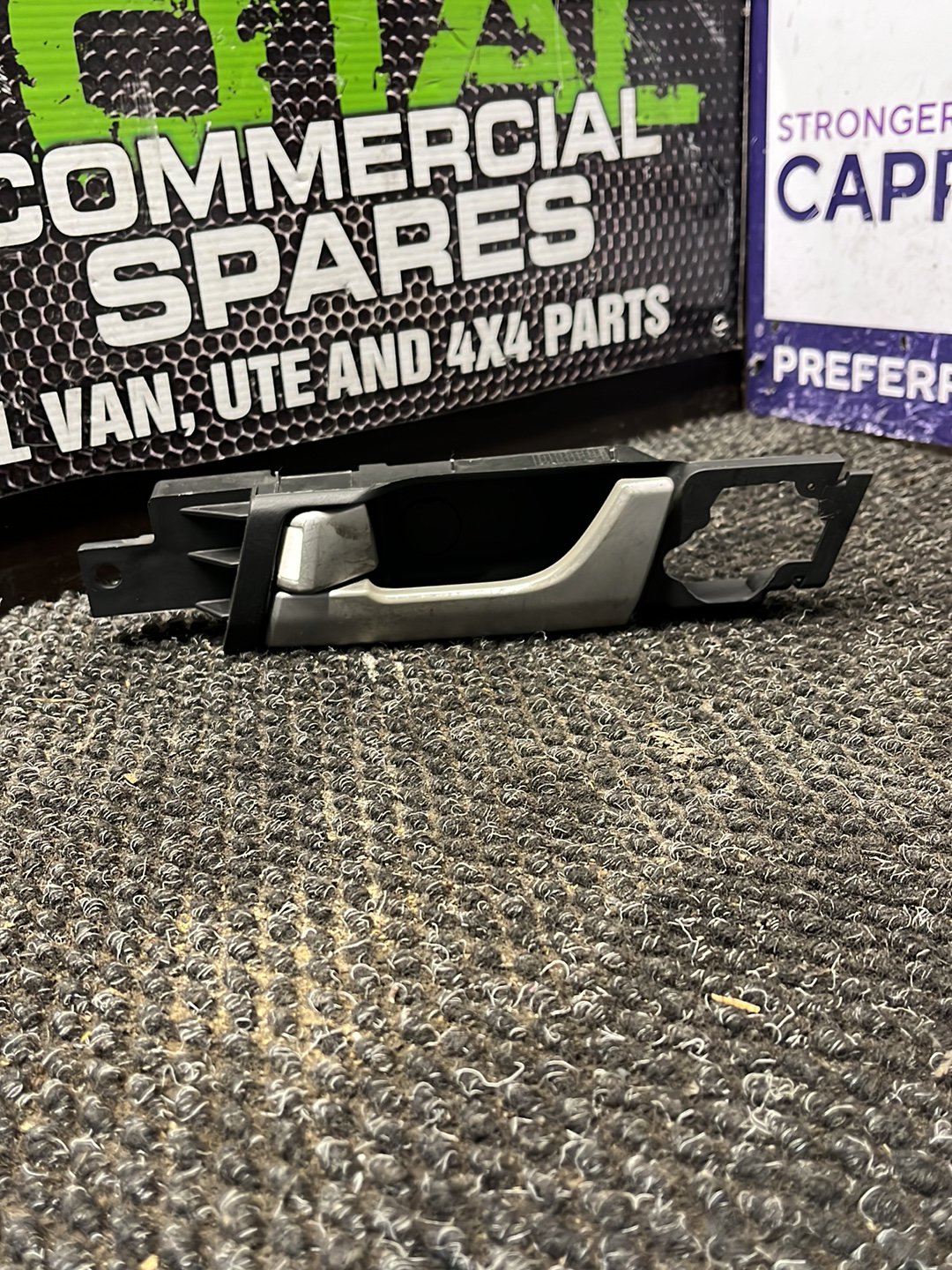 2012 Holden Captiva 7- Left Front Door Interior Handle- (TAG8959)