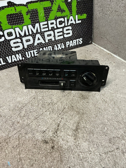1998 Isuzu Bighorn UBS26GW- Heater Controls- (TAG15706)