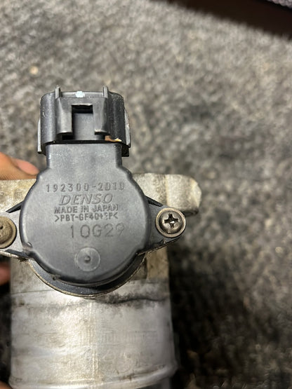 2005-2006 Toyota Hilux VII N20 SR5- Throttle Body- (TAG7033)