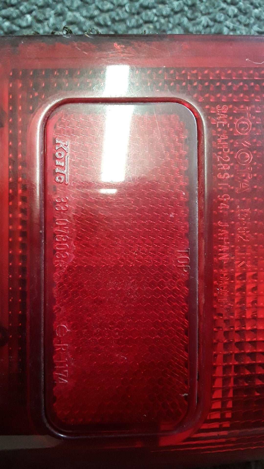 1995-2002 Toyota Hilux III N180- Right Taillight- (TAG6045) PN: 33-07803R