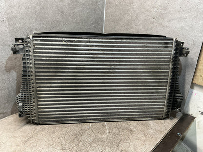 2013 Volkswagen Amarok - Intercooler - (TAG17880)