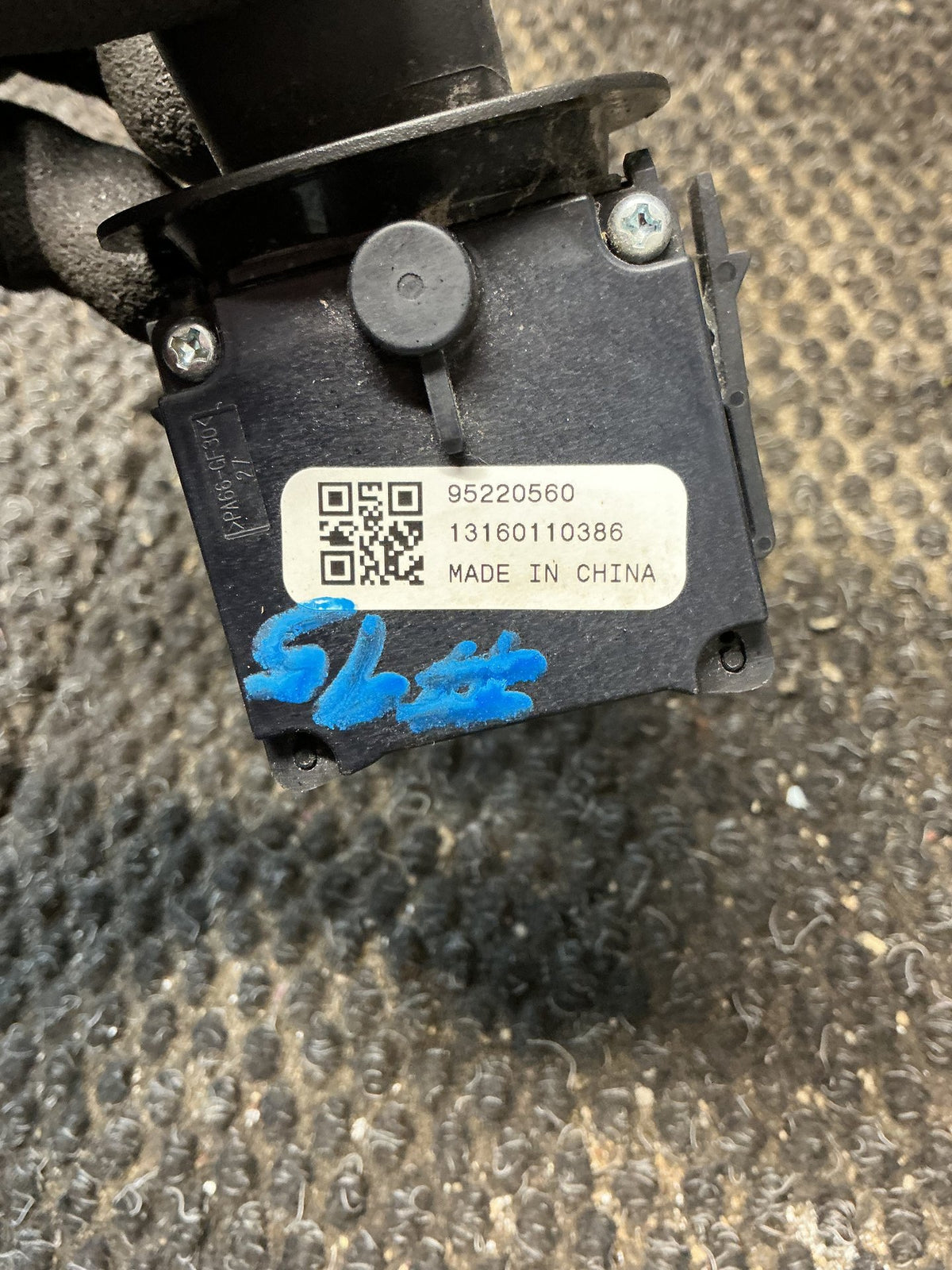 2012-2013 Holden Colorado RG- Wiper Switch- (TAG11561)