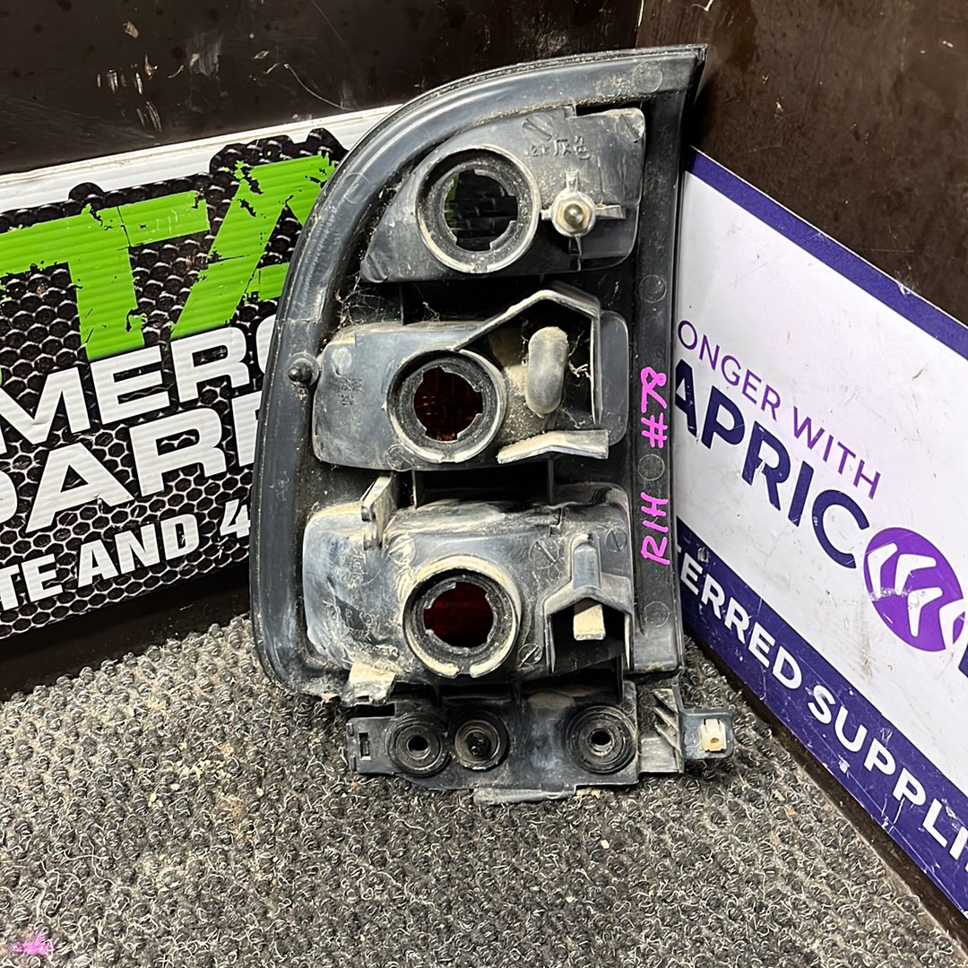 1997 Toyota RAV4 A10 SXA11- Right Taillight- (TAG7722)