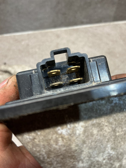 1995-1997 Toyota Land Cruiser J80- Heater Fan Resistor- (TAG15776)