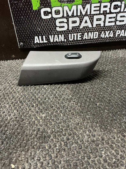 2005 Ford Explorer 1W136- Right Rear Window Switch- (TAG9958)