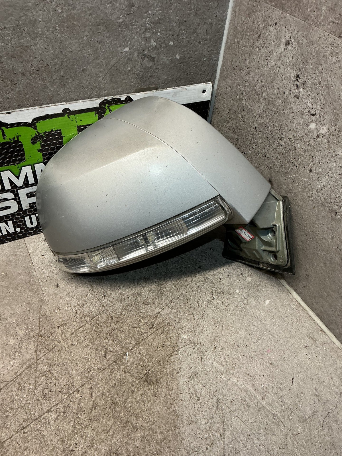 2007 Holden Captiva 7 - Right Door Mirror - (TAG16058)