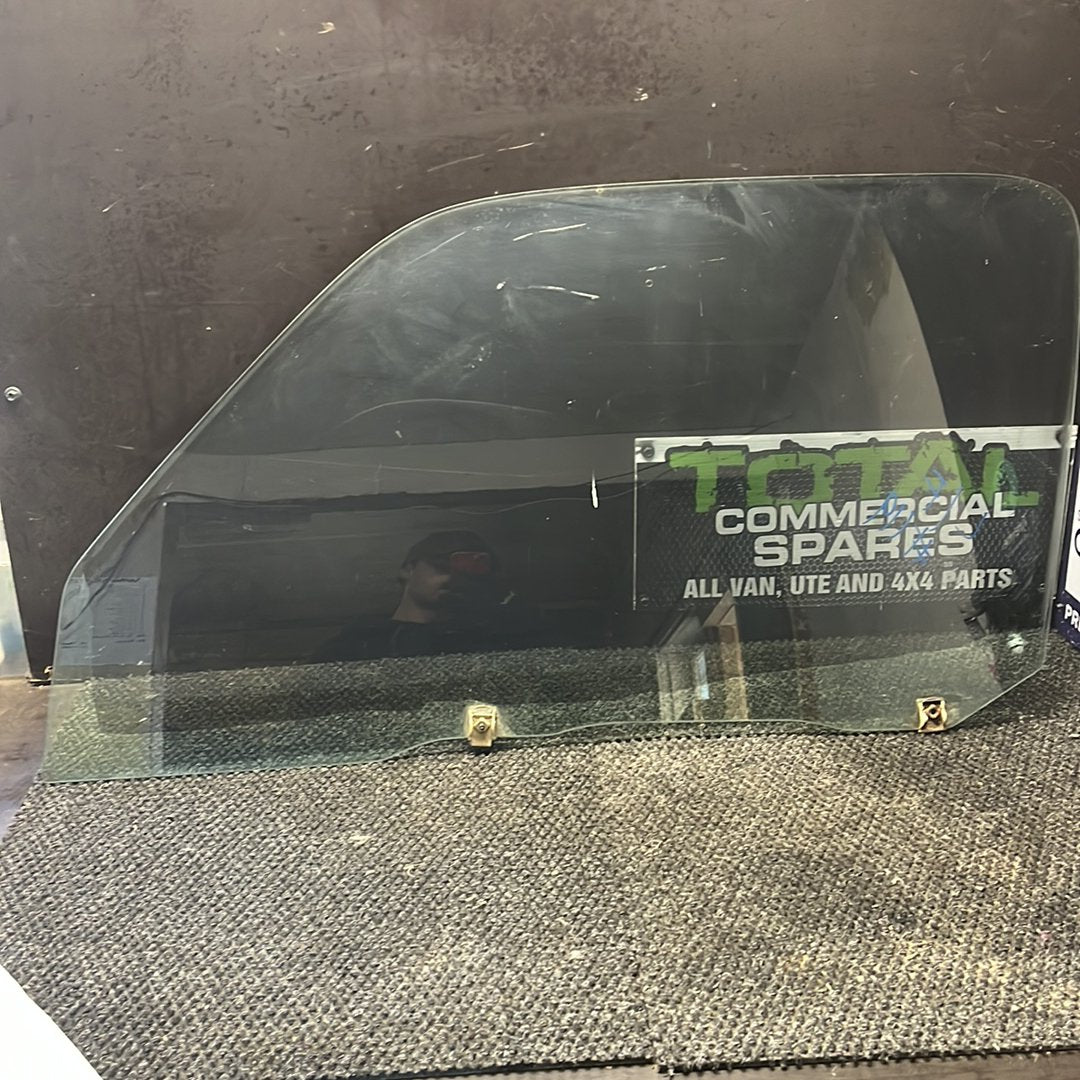 2000-2005 Toyota Hiace IV H100- Left Front Door Window- (TAG8074) PN: M214