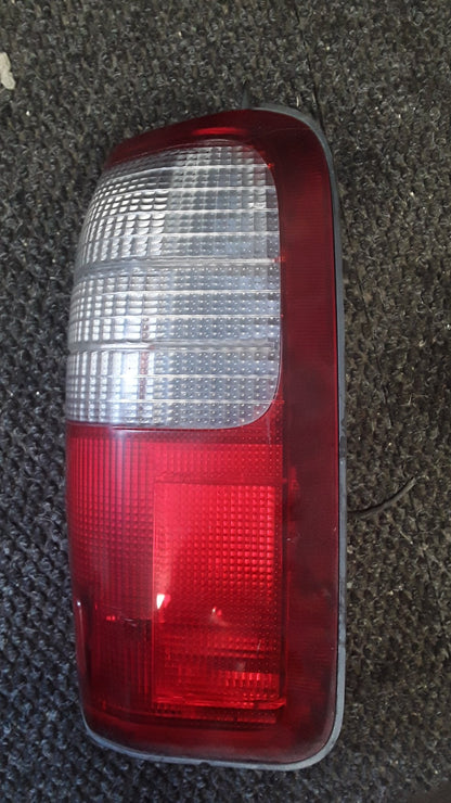 1995-2002 Toyota Hilux III N180- Right Taillight- (TAG6045) PN: 33-07803R