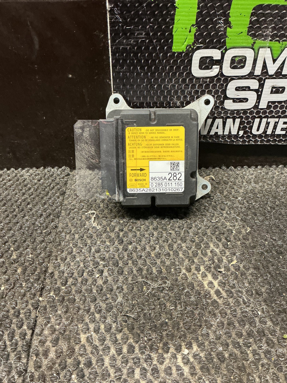 2012-2020 Mitsubishi Outlander III GF*W- Airbag Module- (TAG11404)