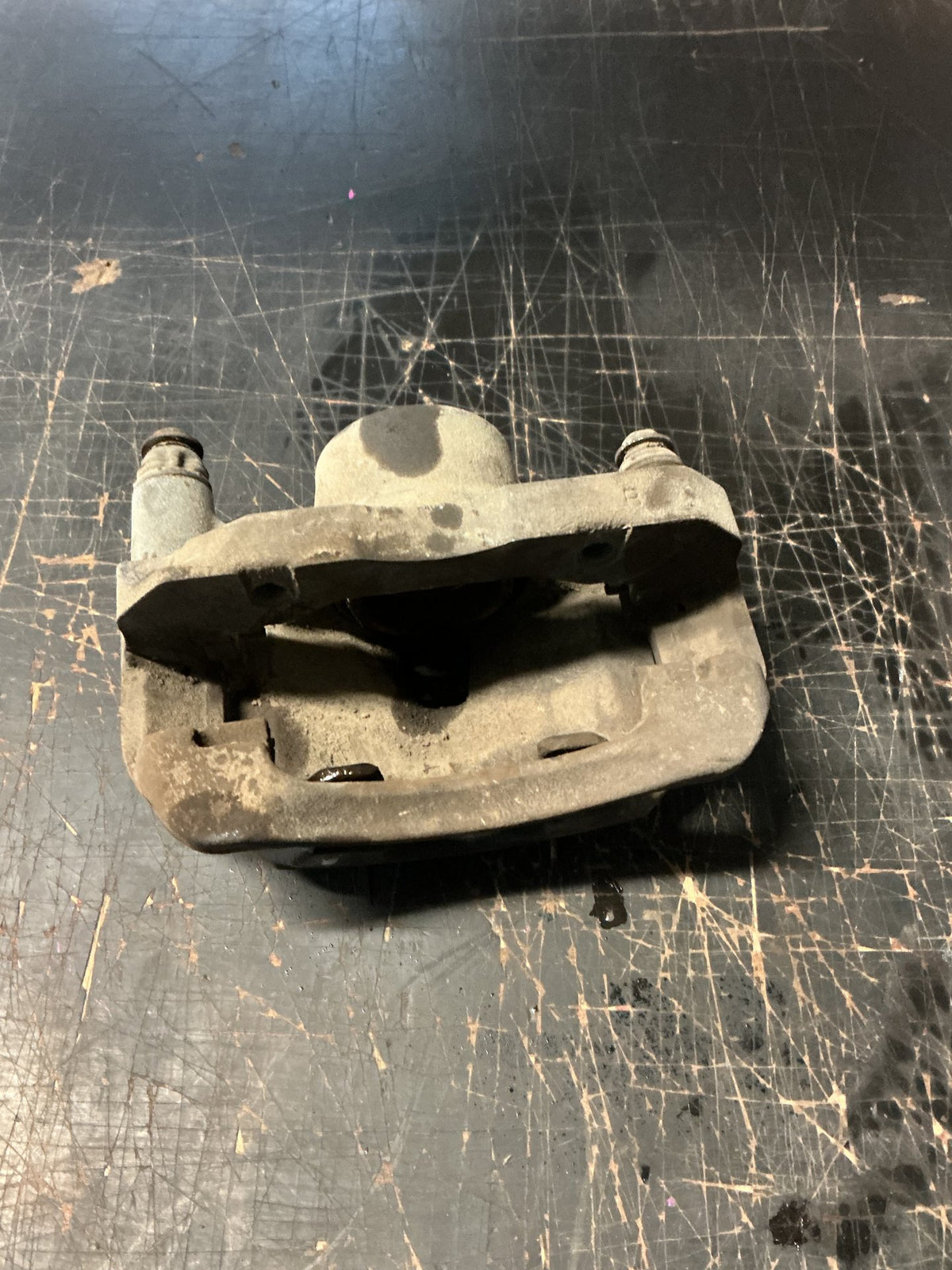 2006 Toyota Hilux- Left Front Caliper- (TAG14558)