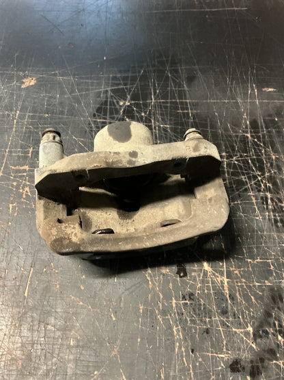 2006 Toyota Hilux- Left Front Caliper- (TAG14558)