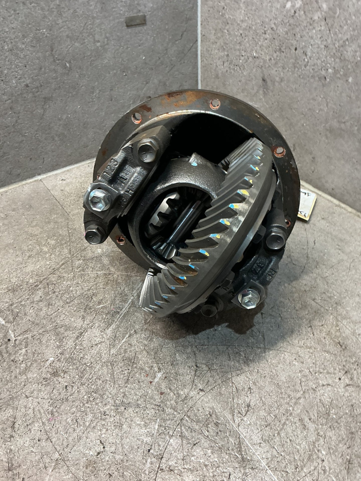 2004 Suzuki Jimny- Front Differential Head- (TAG17565)