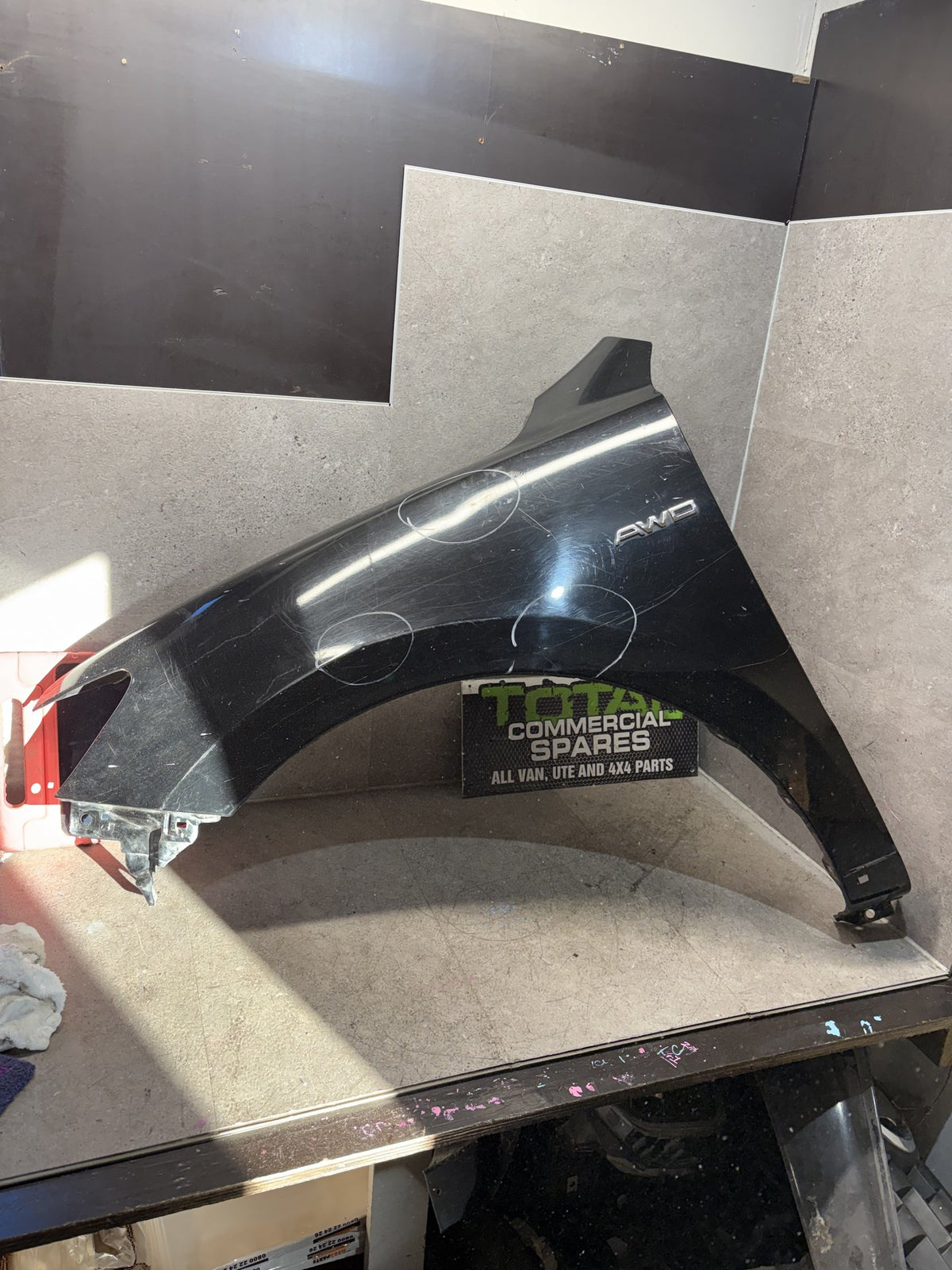 2011 Hyundai Santa Fe- Left Front Guard- (TAG15680)