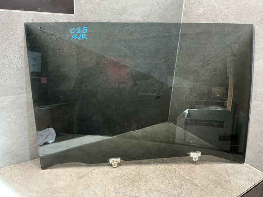 2008 Nissan Serena C25 - Right Rear Door Glass - (TAG17627)