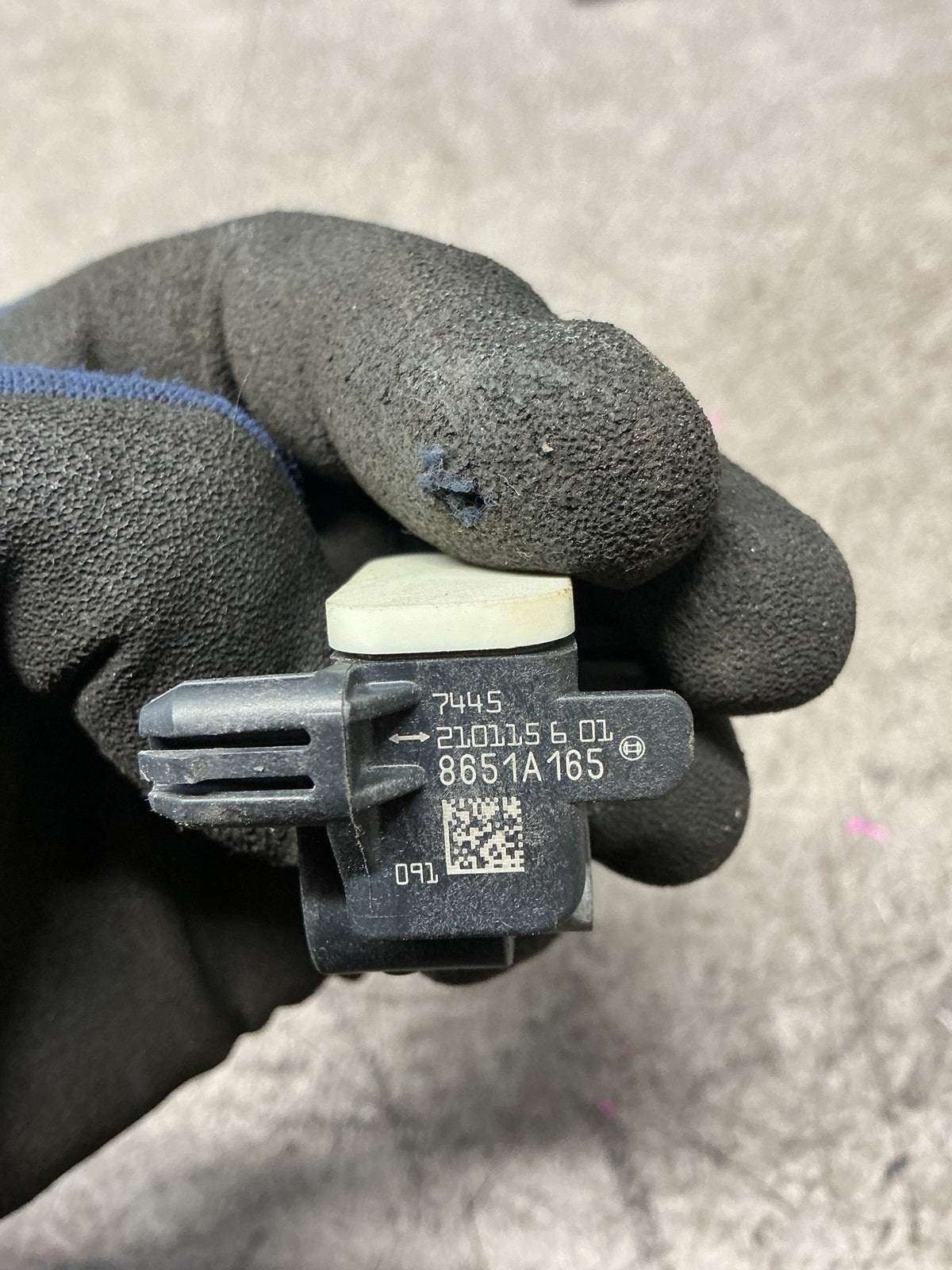 2021 Mitsubishi Outlander GF8- Front Crash Sensor- (TAG17296)