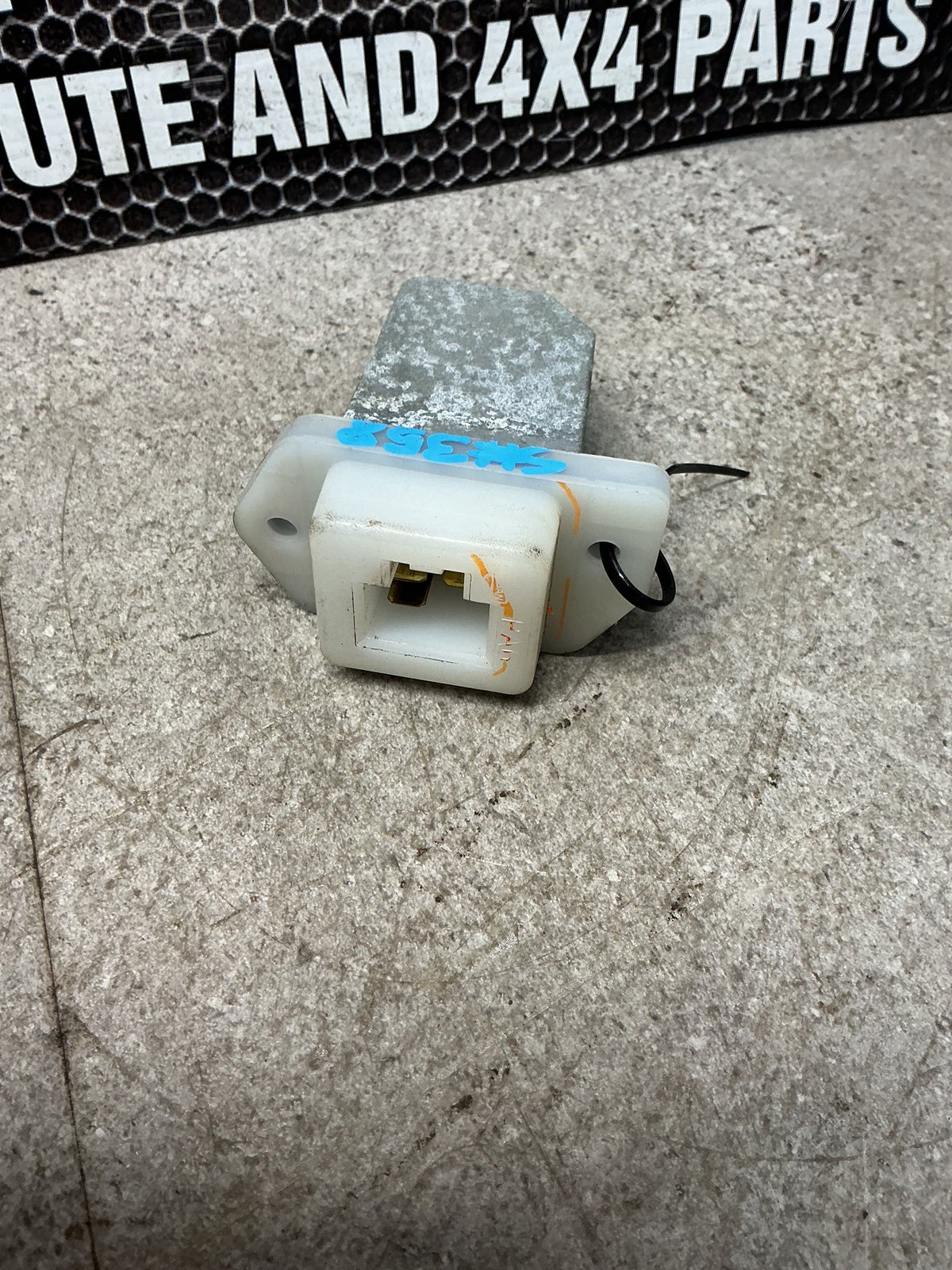2011 Nissan X-Trail T31 NT31- Heater Fan Resistor- (TAG14051)