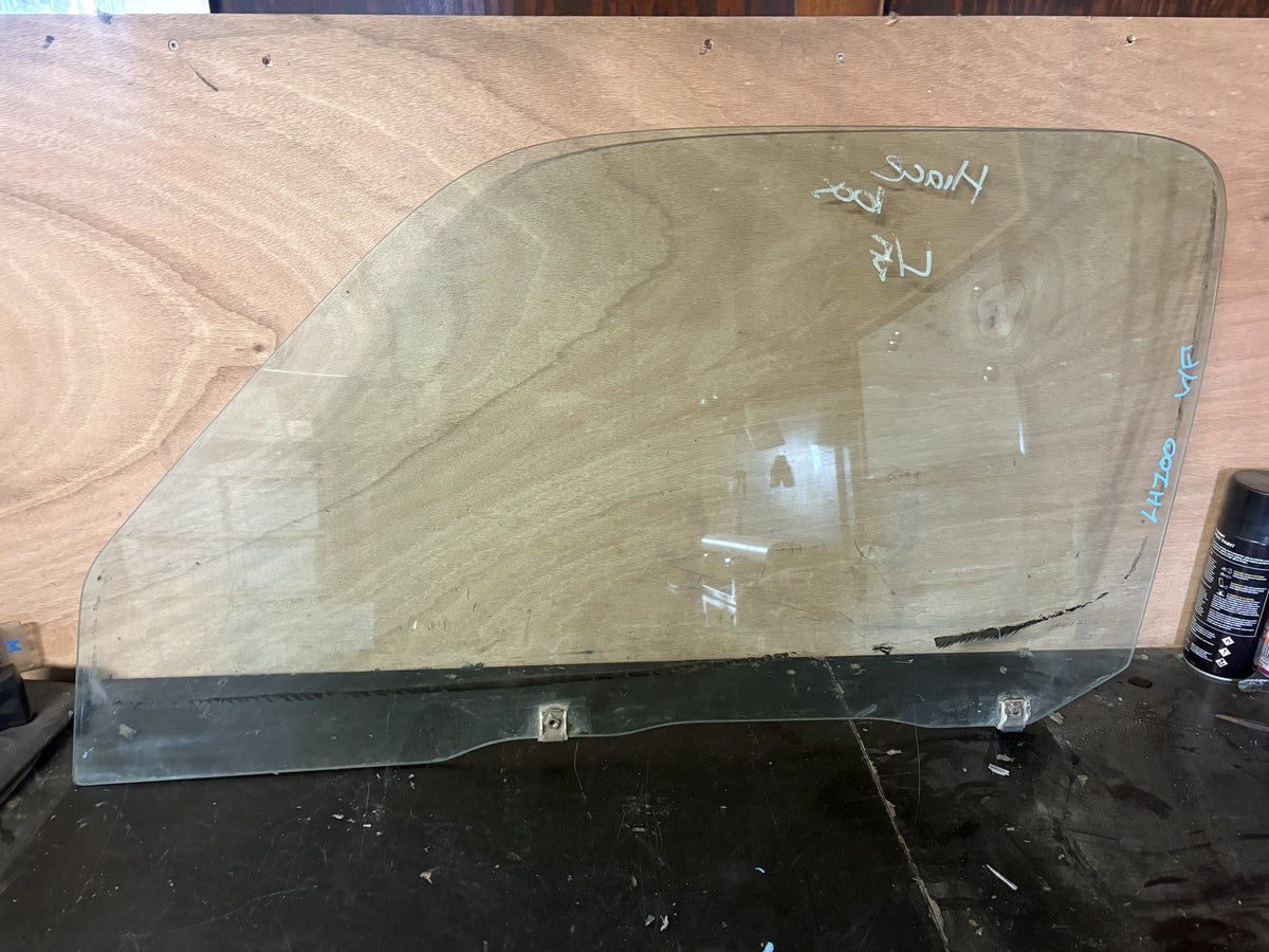1992-2004 Toyota Hiace LH100 - Left Front Door Glass - (TAG19106)