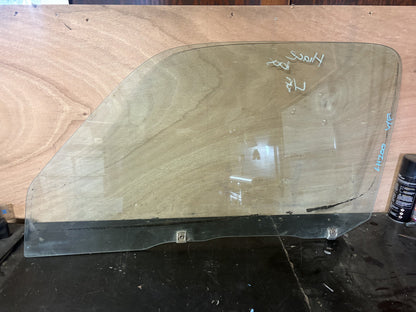 1992-2004 Toyota Hiace LH100 - Left Front Door Glass - (TAG19106)