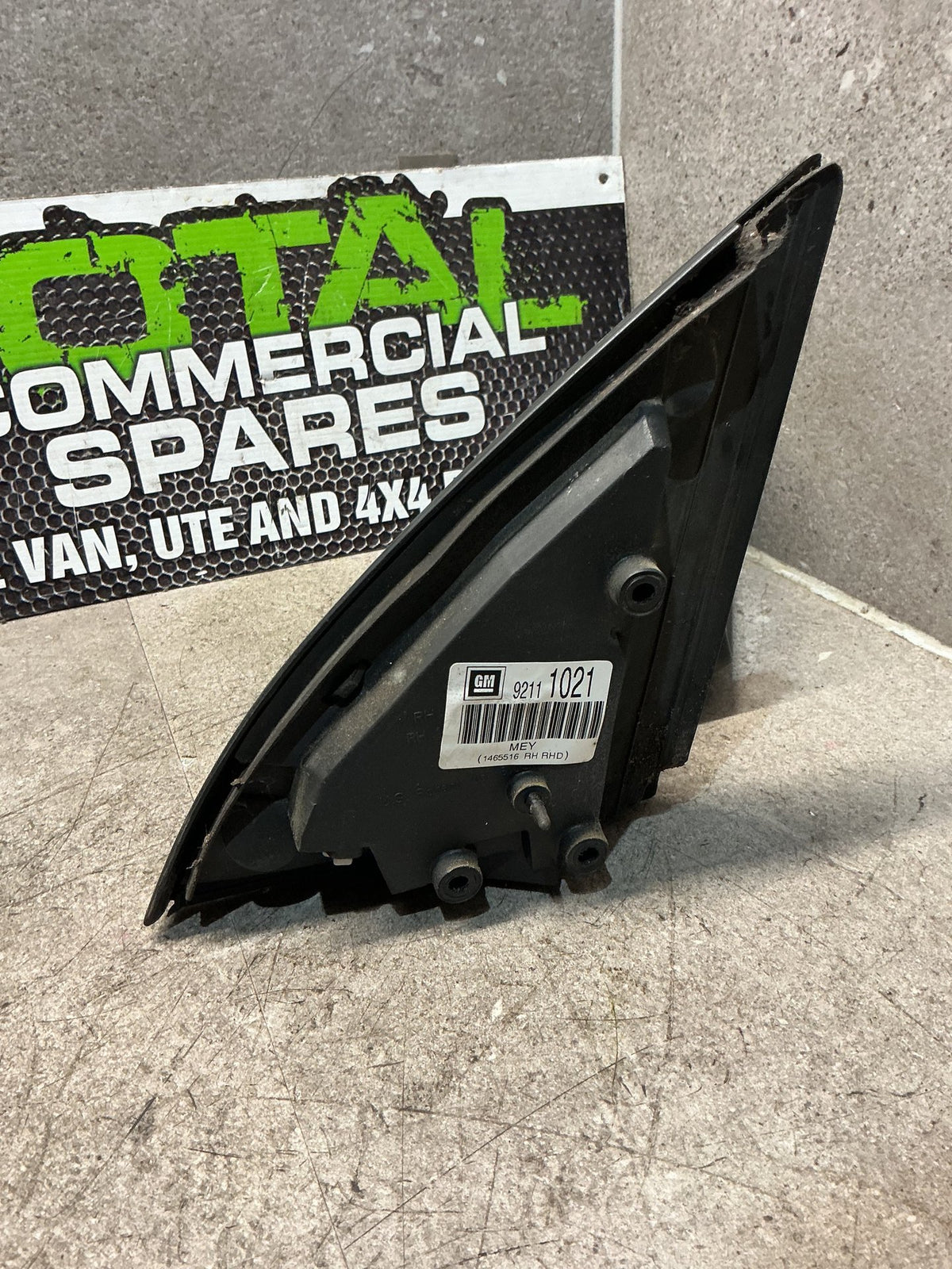 2004 Holden Adventra VY- Right Door Mirror- (TAG16803)