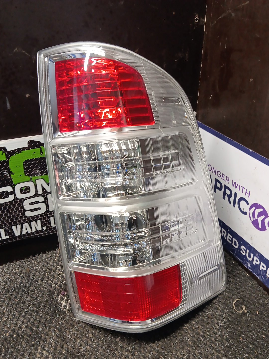 2009-2011 Ford Ranger PK- Right Taillight- (TAG8825) PN: New Genuine Imported P7854