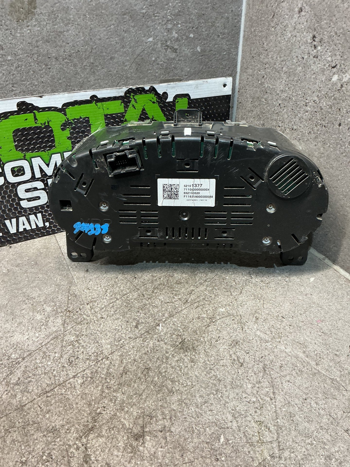 2013-2016 Holden Colorado RG- Instrument Cluster- (TAG16060)