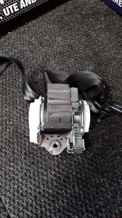 2015 Ford EcoSport TITANIUM 1.5- Left Front Seat Belt- (TAG6629) PN: CN15-A61295-FDW