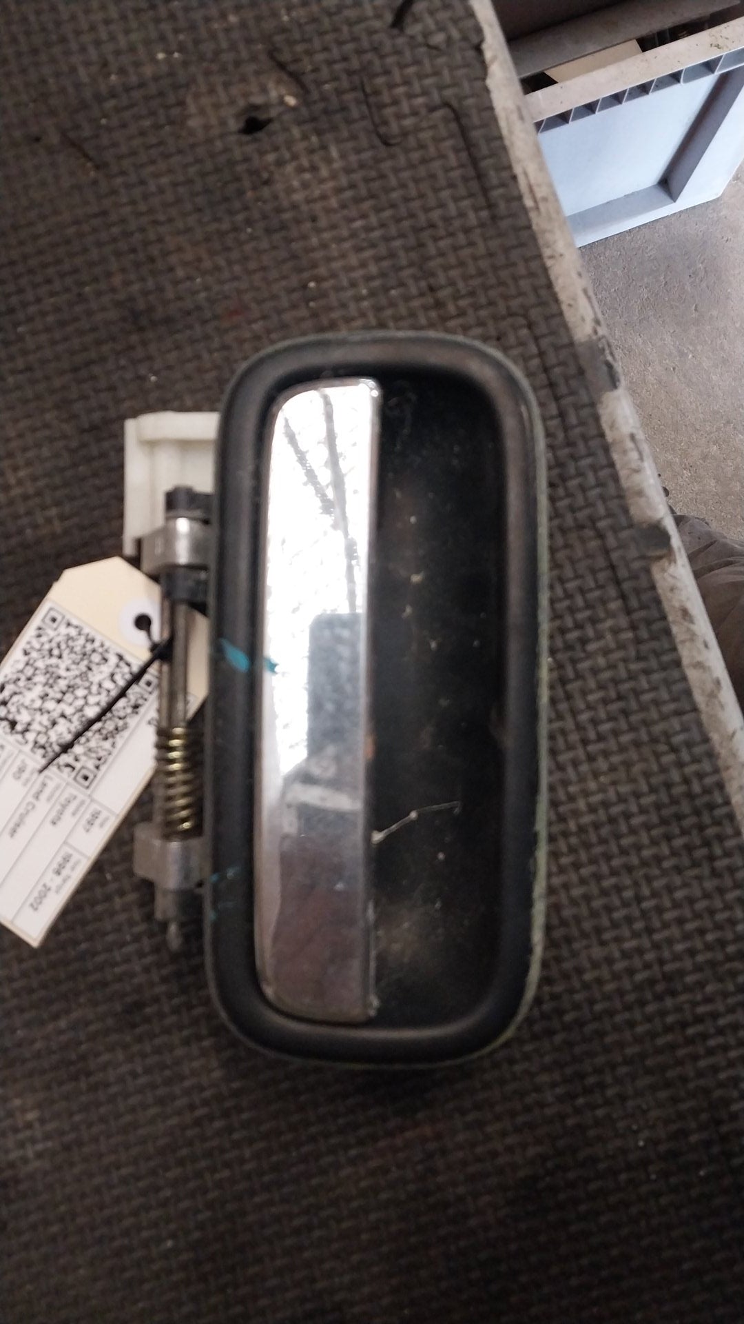 1996-2002 Toyota Land Cruiser J90- Left Rear Door Exterior Handle- (TAG4074)