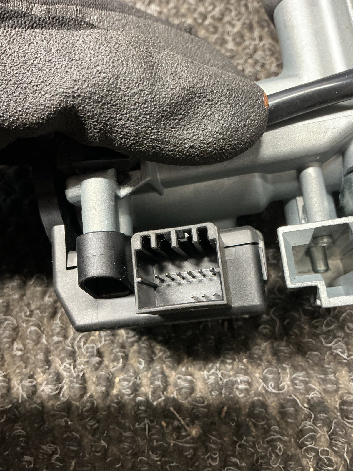 2006 Suzuki Swift 4W096- Ignition With Key- (TAG10858)
