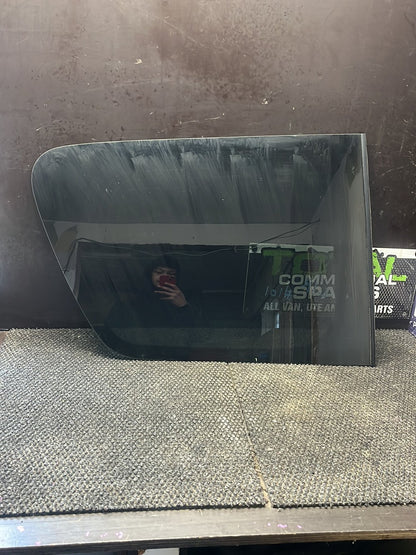 2013-2016 Nissan Serena C26- Right Rear Cargo Glass- (TAG9679)