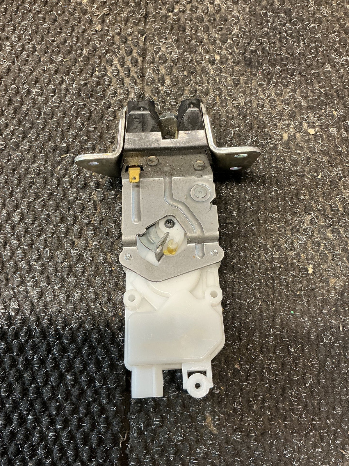 2005-2012 Mitsubishi Outlander CW*W CW4W- Tailgate Lock Mechanism- (TAG11259)