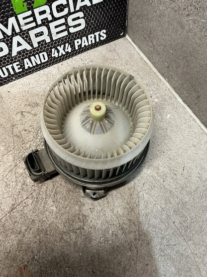 2006 Toyota Hilux- Heater Fan Motor- (TAG15582)