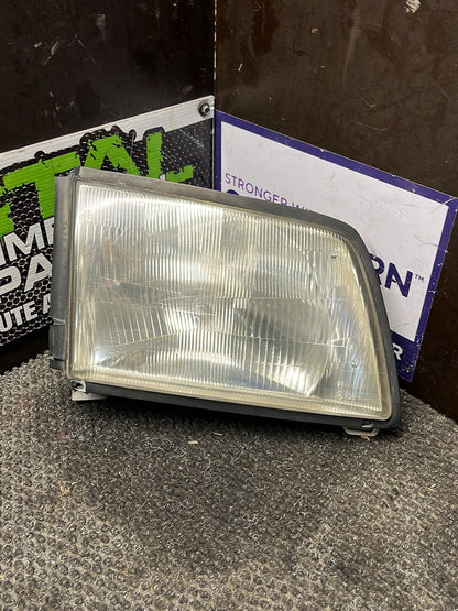 2002 Mazda Bongo Van SK- Right Headlight- (TAG9194) PN: P0220R