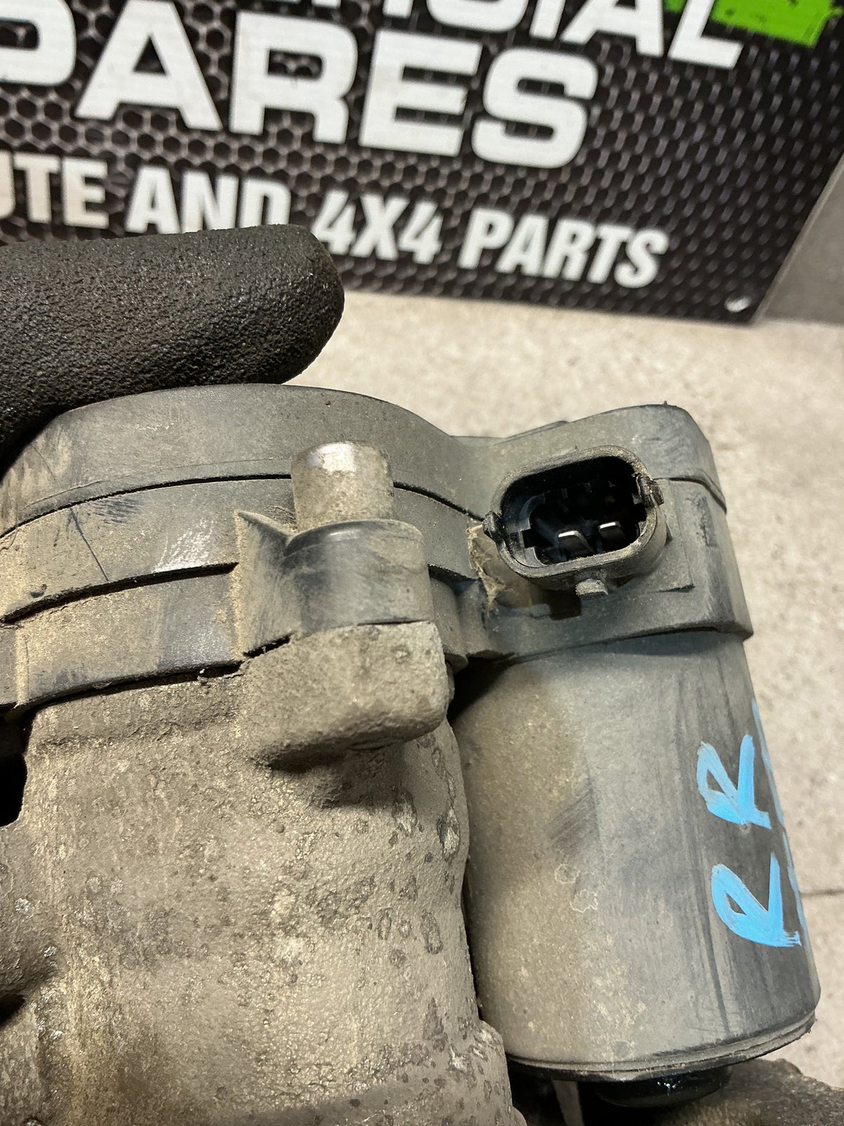 2016 Ford Escape ZG- Right Rear Caliper- (TAG11895)