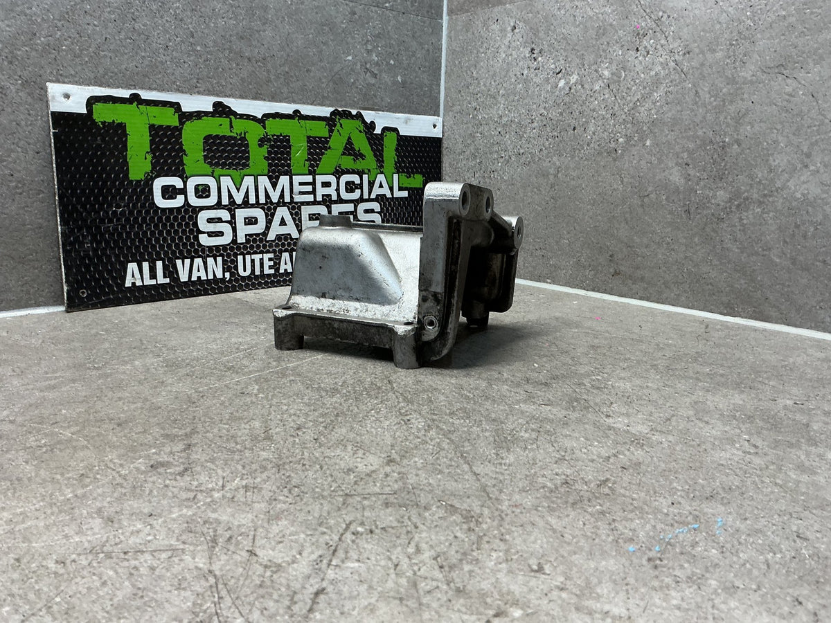2009 Toyota Hilux VII N10- Alternator Bracket- (TAG13686)