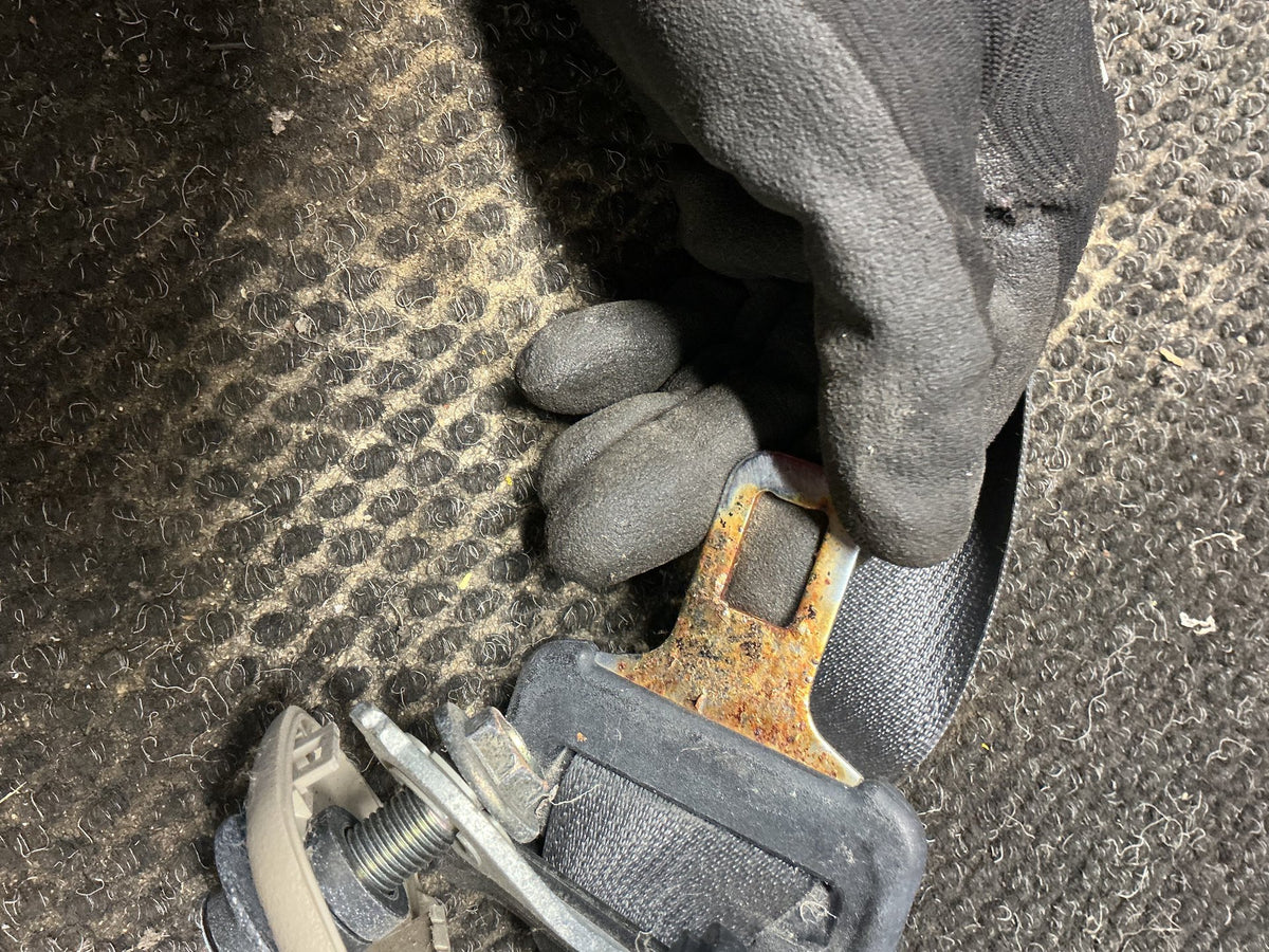 2012-2020 Mitsubishi Outlander III GF*W- Left Rear 3RD Row Seat Belt- (TAG11409)