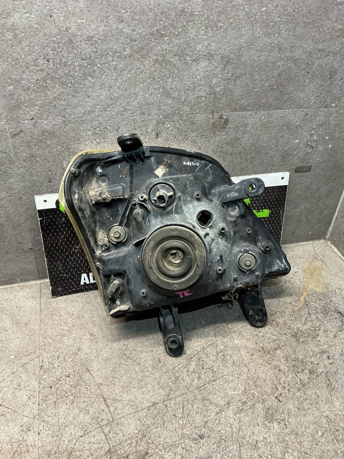 2006 Holden Rodeo- Left Headlight- (TAG17411)