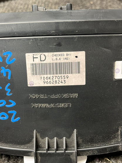 2007 Holden Captiva 7- Instrument Cluster- (TAG9049)