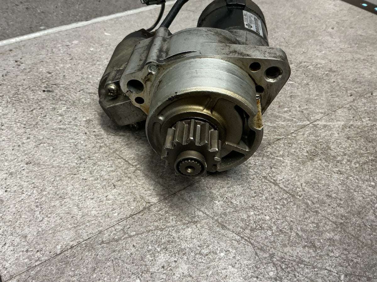 2005 Nissan Elgrand ME51- Starter Motor- (TAG15166)