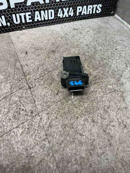 2011 Nissan Navara D40- Air Flow Meter- (TAG15658) PN: 22680-7S000