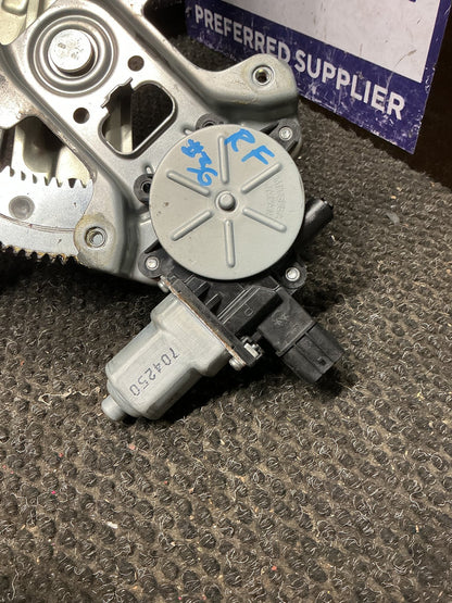 2007 Mitsubishi Outlander II CW*W- Right Front Window Regulator/Motor- (TAG10506)