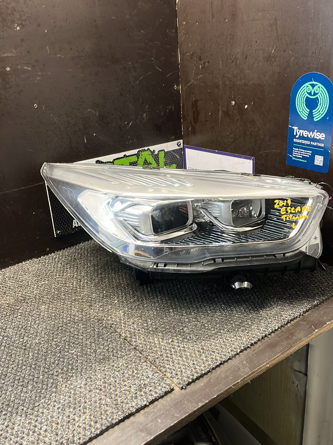 2019 Ford Escape- Right Headlight- (TAG8993)